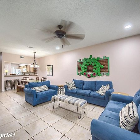 The Iron Cactus Condo On The Comal Cw C102 New Braunfels Exterior foto