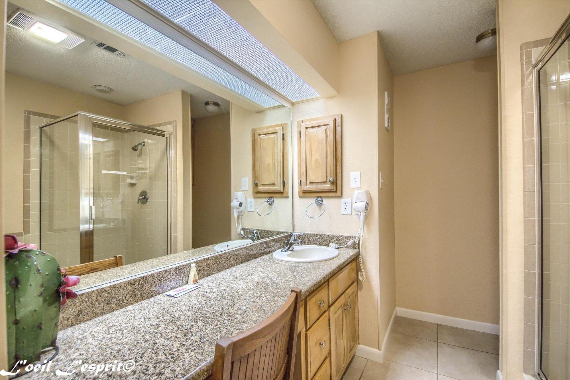 The Iron Cactus Condo On The Comal Cw C102 New Braunfels Exterior foto