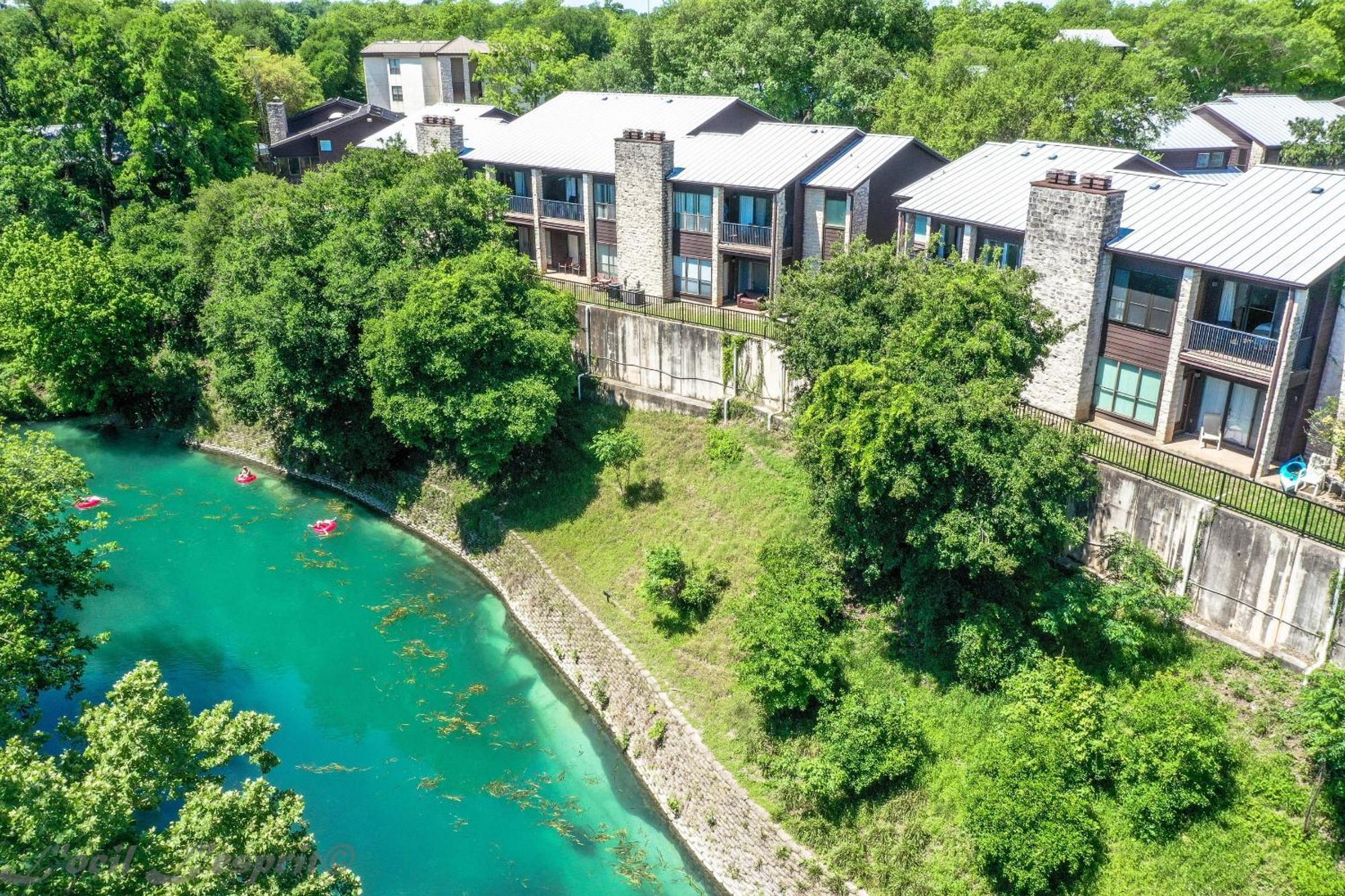The Iron Cactus Condo On The Comal Cw C102 New Braunfels Exterior foto